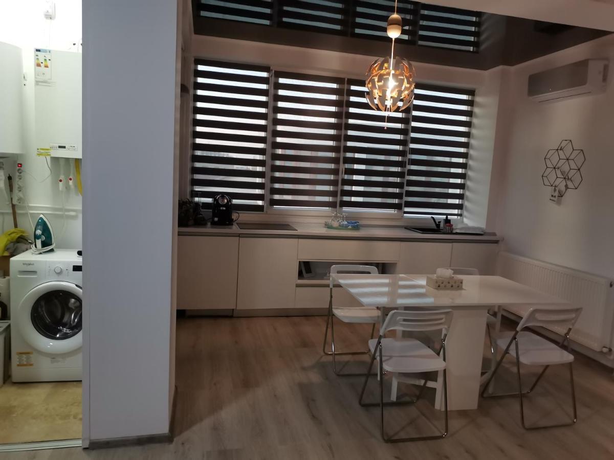 Апартаменти Cazare Mamaia Nord Неводарі Екстер'єр фото