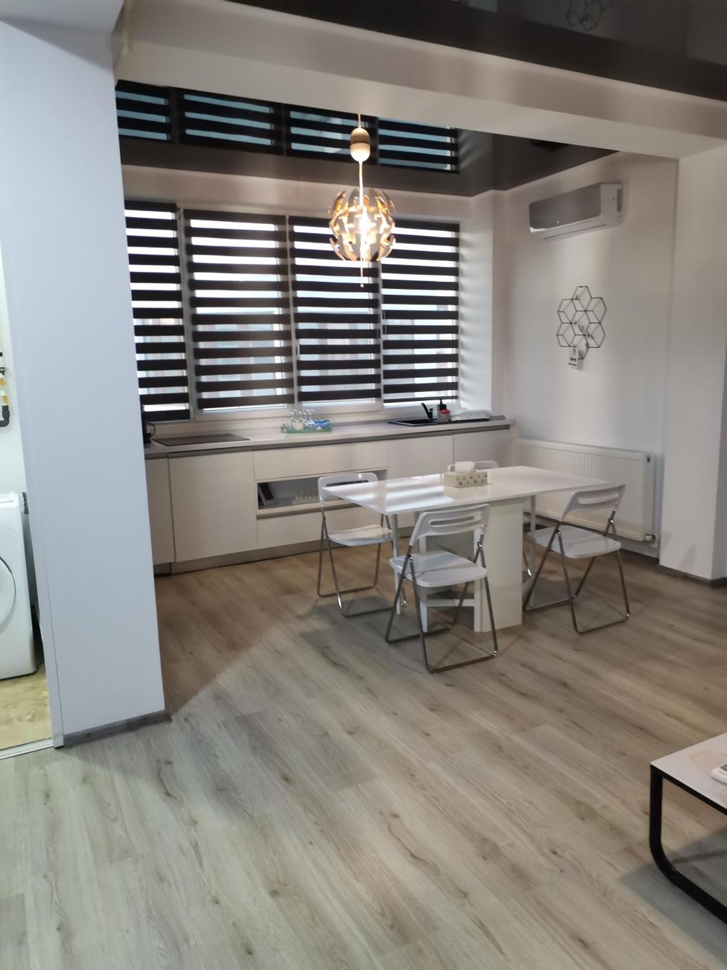 Апартаменти Cazare Mamaia Nord Неводарі Номер фото